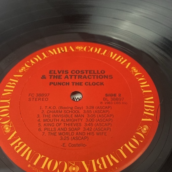 Elvis Costello And The Attractions Punch The Clock Vinyl Record LP CBS 1983 - Picture 6 of 6